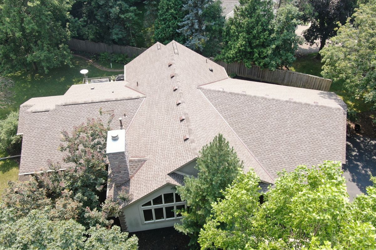 Roof replacement project in Minnetonka
