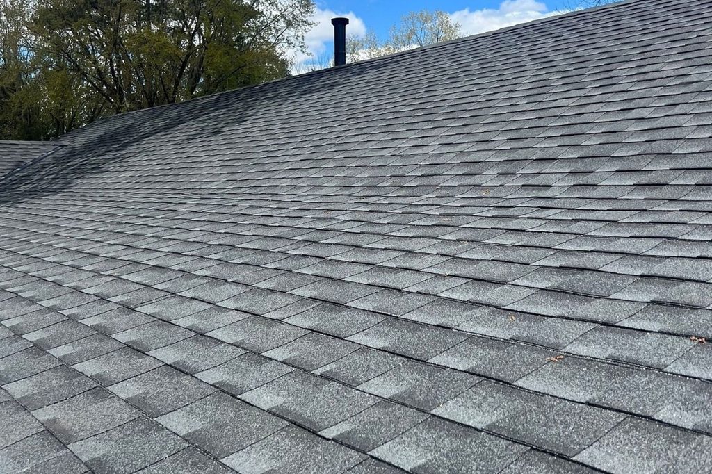 Close up of GAF Timberline HDZ shingles on completed Minnetonka roof